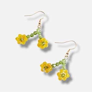 🌸New🌸 Urban Outfitters Blossom Beaded Earring NWT